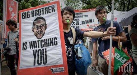 сблъсъци протестиращи маскирани мъже избухнали хонконг