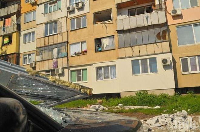 42-годишна жена падна от втория етаж на блок в Бургас, била пияна (обновена)
