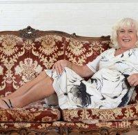 Кардинална промяна! Баща на три деца смени пола си на 81 години (снимки)