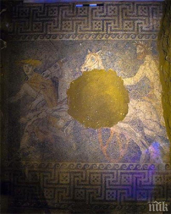 Намериха уникална мозайка в Амфиполис