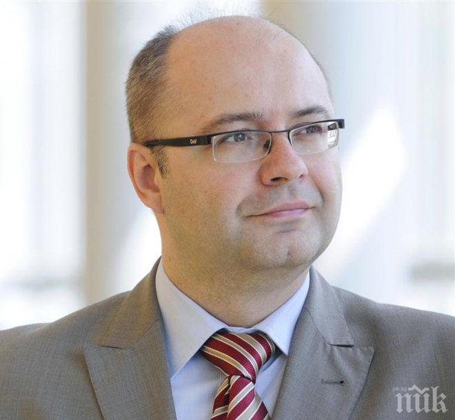 Правителството назначава нови посланици в 4 азиатски страни, Метин Казак поема Катар!