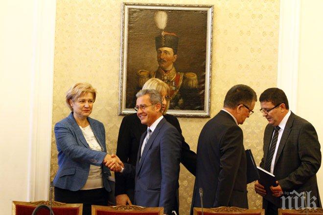 ЕКСКЛУЗИВНО! ГЕРБ и ДПС преговарят вече 180 минути! Възможно ли е да се стигне до съгласие за кабинет?