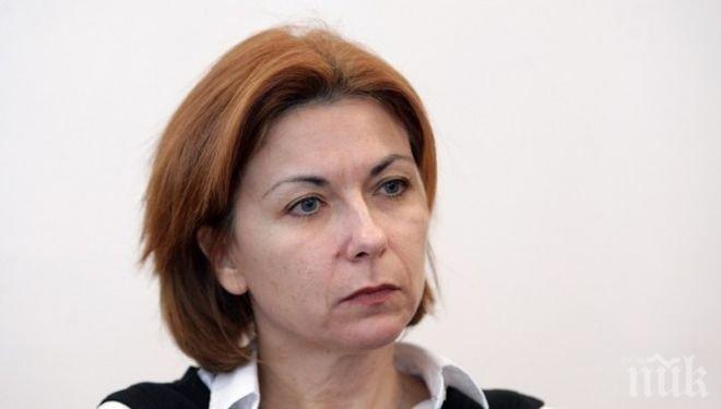 Боряна Димитрова: Върви мъчителна трансформация от предизборна кампания към преговори