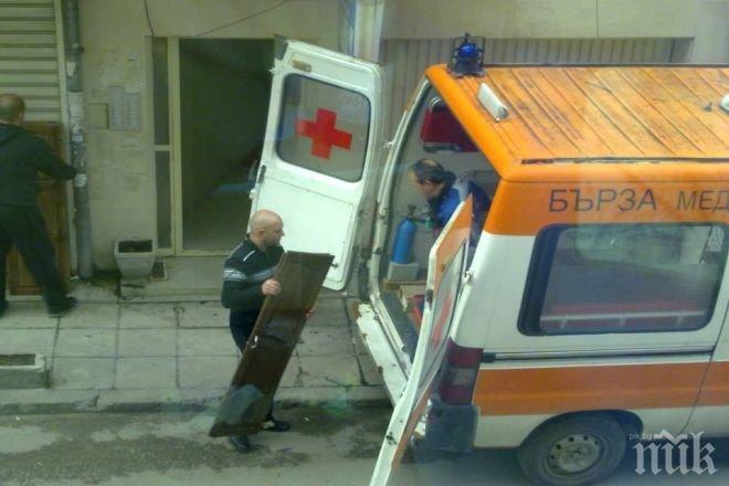 Тежка катастрофа между трамвай и маршрутка в София, има ранени