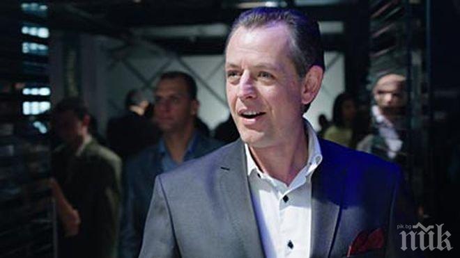 Първо в ПИК! Джаро се завръща с гръм и трясък в нов сериал (снимка)