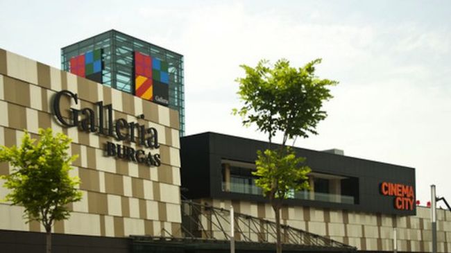 Бащата на наръгания в бургаски мол: Нападателите на сина ми са комплексари