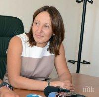 Министър Раданова раздава над 800 000 лева на спортисти и треньори с призови класирания

