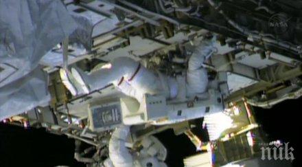 астронавтите ходят плаж технология виртуална реалност