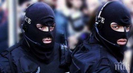 първо пик масови арести държавата мвр прокуратурата задържаха обявени издирване 200 имигранти