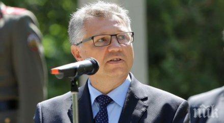 скандални рокади отбраната шаламанов сменя шефове поразия