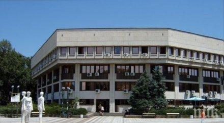 жестоко майка разби главата детето изпрало чорапите баща