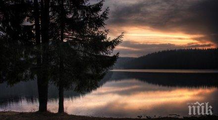 мъж снима небето продължение дни получава нещо удивително видео