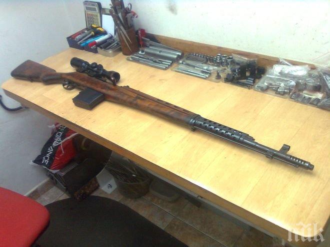 Ужас в Крит: Изперкал дядка изпразни карабината си в българин