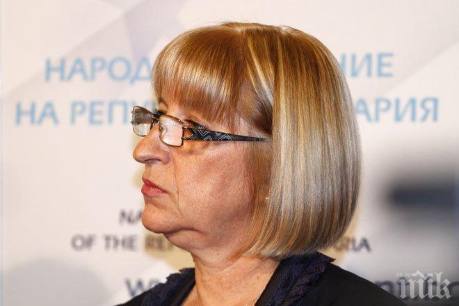 Цачева в Панорама: Бойко Борисов иска Патриотичният фронт да участва в кабинета