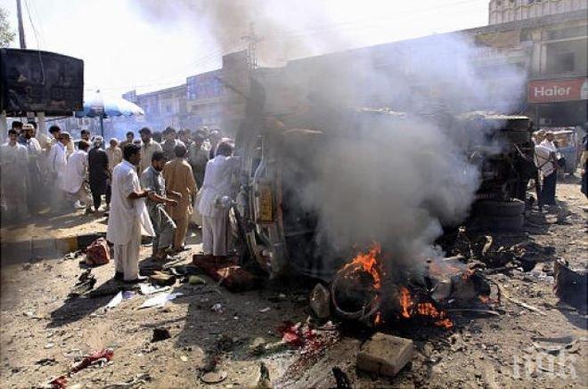 Атентат в Пакистан уби 11 души