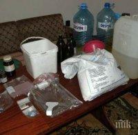 Спецчасти разбиха наркодепо в къща в Бургас