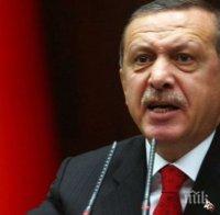 Ердоган критикува сирийските кюрди, не искали да приемат помощта на бойците от Иракски Кюрдистан
