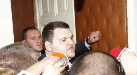 делян пеевски бъдем обективни съм основата проблема ктб допълнена