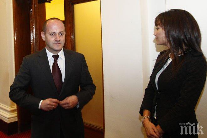 Радан Кънев пред новия парламент: Държавата е проводник на престъпни интереси