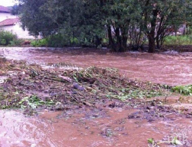 Валя, която загина в потопа, предчувствала смъртта си 