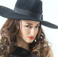 Деси Тенекеджиева става снаха на Жерар Депардийо