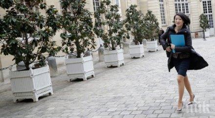 културна министърка призна чете книги