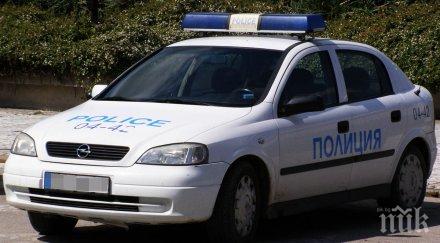 два обира къщи арестувани мъж жена