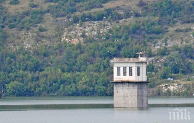 Трагедия! Двама мъже се удавиха в язовир край Виноград