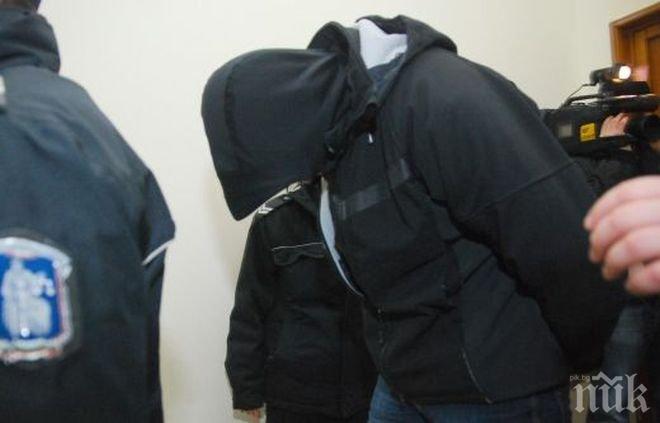 Малката Рижа псува и обира клиенти в бургаско кафе