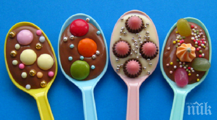 уникално изобретение електронна лъжичка променя вкуса храната