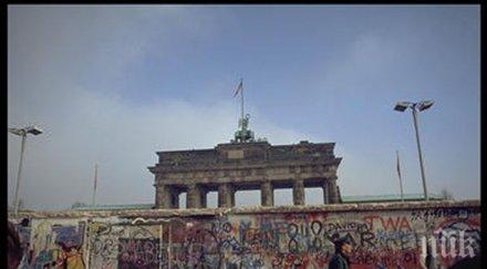 кръстове берлинската стена откраднати сложили част тях българската граница