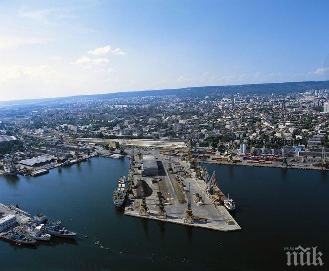 Пристанището във Варна е отворено
