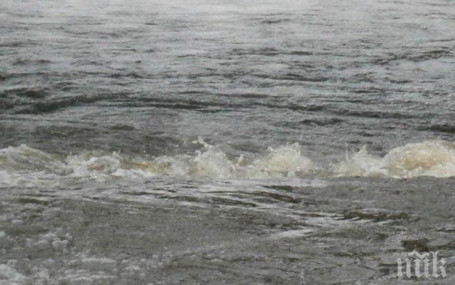 Водата в питейния язовир Боровица е мътна