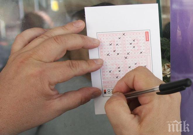 Джакпотът в 6/49 стигна 1 милион, пловдивчанин спечели „Форд”-а