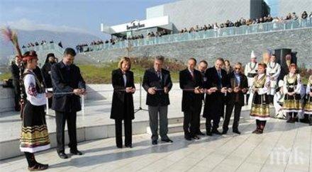 бойко борисов орешарски откриха големия мол нас