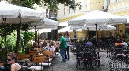 всички тенти чадъри центъра варна вече бели