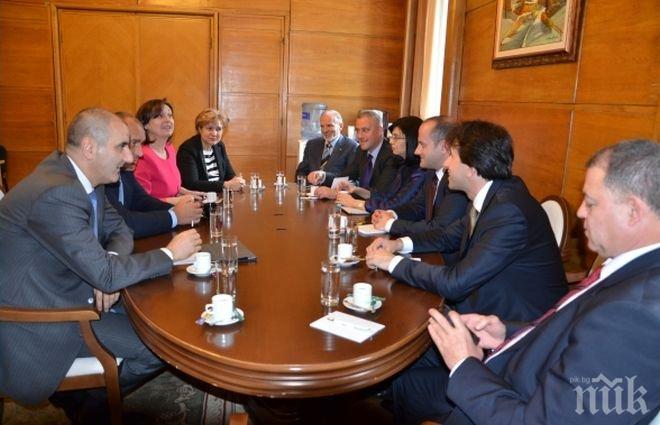 Шок! Кабинетът на ГЕРБ и Рeформаторския блок пред провал! 