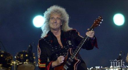 легенда куин купи самолетен билет първа класа китарата