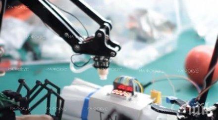 учени тестват евтина принтирана протеза ръка