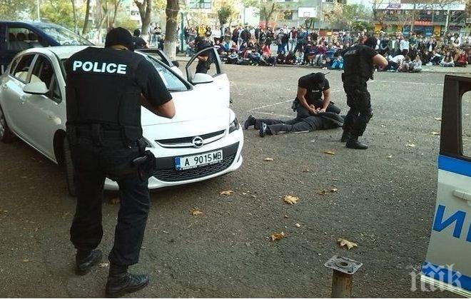 Спецзвено арестува опасен престъпник в двора на бургаско училище 