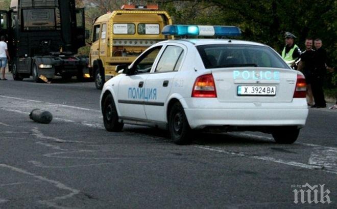 Верижна катастрофа на детелина при „Цариградско шосе”! Треснаха се четири коли