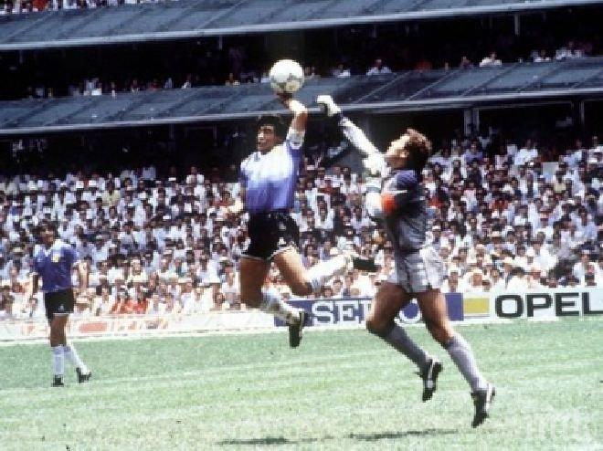 Шоу! Тунизийски съдия обвини Богдан Дочев за гола с ръка на Марадона на Мондиал86

