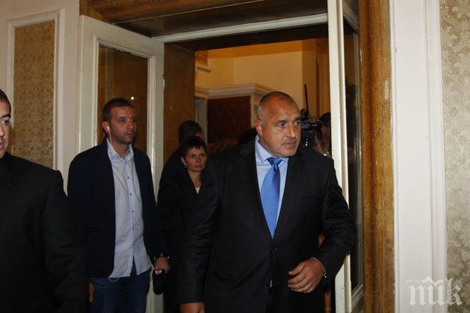 Всеки министър сам ще стяга екипа си