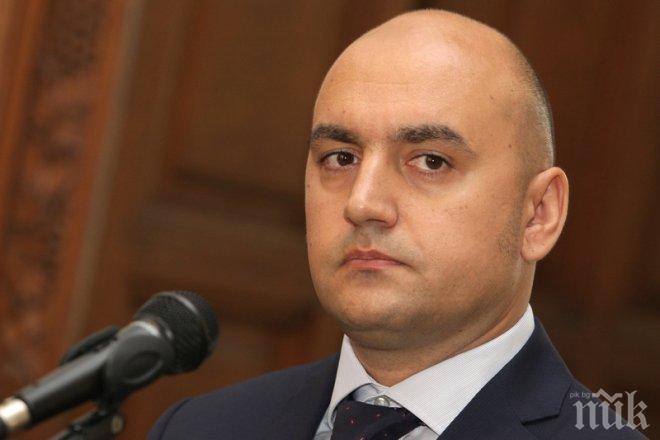 Служебният земеделски министър си тръгна с уволнения на ключови чиновници