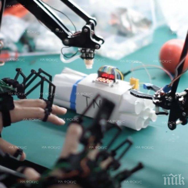 Учени тестват евтина 3D-принтирана протеза за ръка