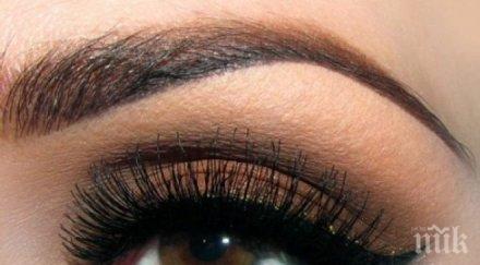 изумително хората кафяви очи крият огромна тайна