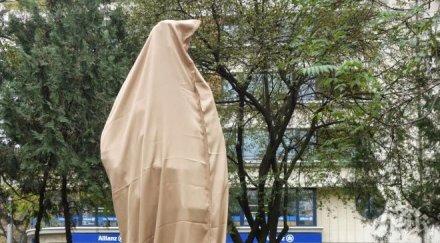 плевнелиев открива паметник великия георги марков