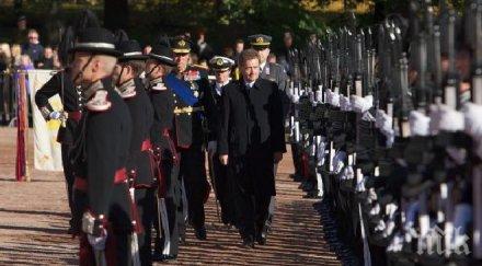 светът върви нова студена война твърди финландският президент