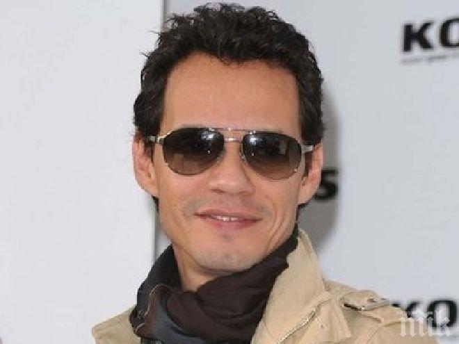 Марк Антъни отново мина под венчилото