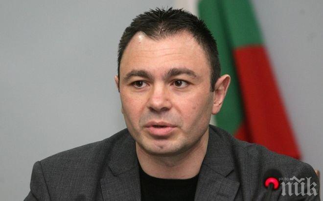 Свалят Светлозар Лазаров от поста главен секретар на МВР с промени в закона Свалят Светлозар Лазаров от поста главен секретар на МВР с промени в закона